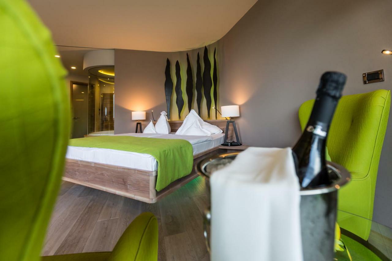 SPA&Relax Hotel Erika Tirolo Exteriör bild